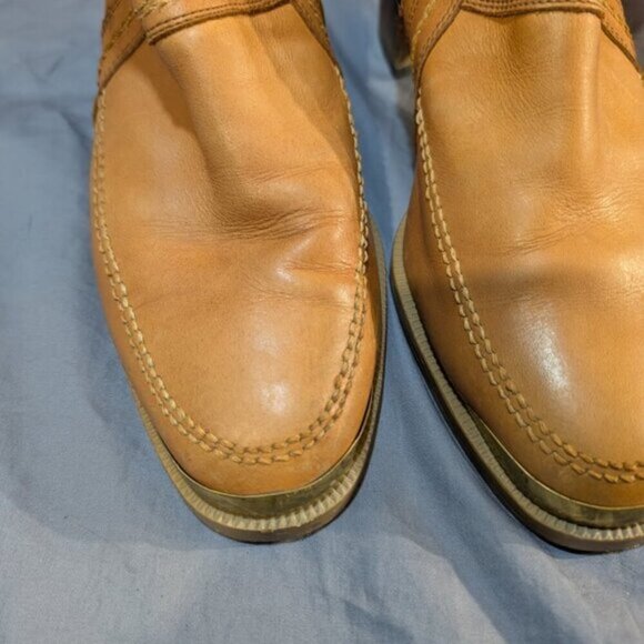Helix Tan Zipper Closure Low Heel - Picture 3 of 14